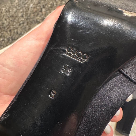 Vintage GUCCI satin pumps - Picture 4 of 4
